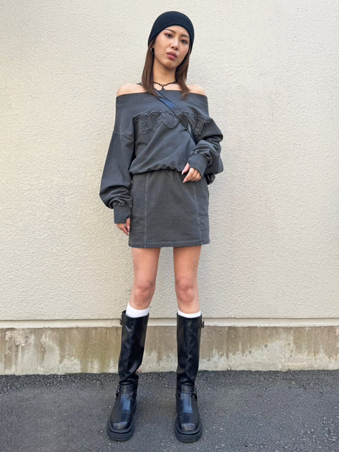 加工裏毛オフショルトップ
